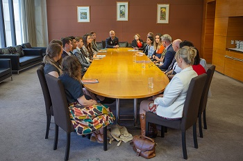 Interns sit down with Minister 2019 The interns sit down to discuss health and safety in New Zealand with Minister Ian Lees-Galloway.